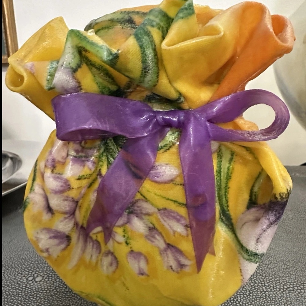Zydoo Vintage Handmade Melted Plastic Yellow Floral Vase Sculpture
